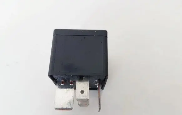 Porsche Cayenne (9PA) Other relay 7M0951253A 95VW10K705CA