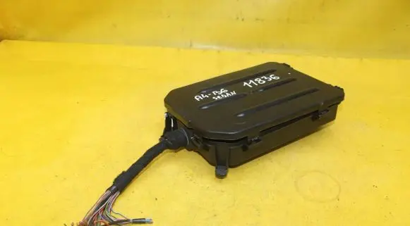 Audi A4 S4 B6 8E 8H Comfort/convenience module 8E0959433J