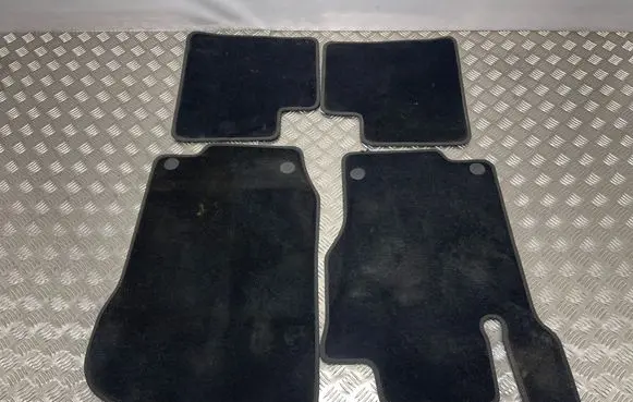Mercedes-Benz GL X164 Car floor mat set A1646804248 A1646804148 A1646806648