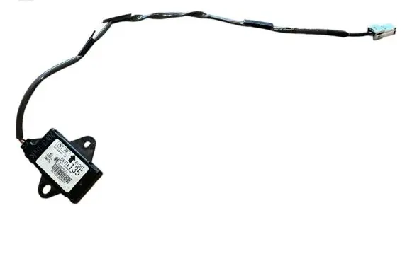 Mitsubishi Lancer Evolution Aerial antenna amplifier 8637A135 35310512006501 G8D640UANT