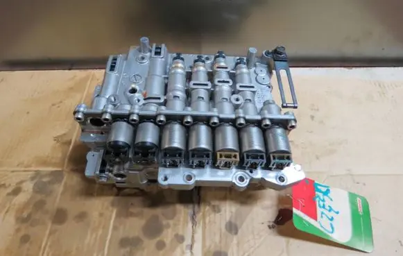 Hyundai Accent Transmission gearbox valve body 4A3JL243B0000374