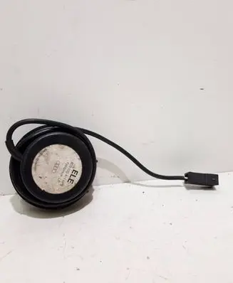 Audi A8 S8 D2 4D Front door speaker 8D0035411