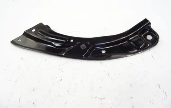 Skoda Rapid (NH) Headlight/headlamp mounting bracket 5JA805931B