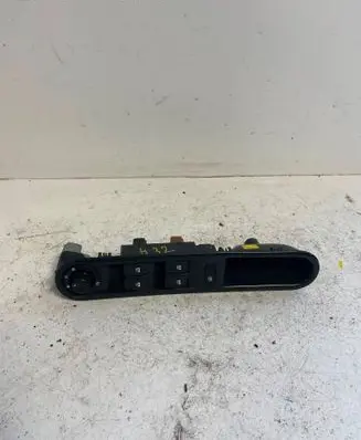 Renault Espace IV Electric window control switch 8200519356