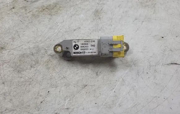 BMW 3 E46 Airbag deployment crash/impact sensor 6911038