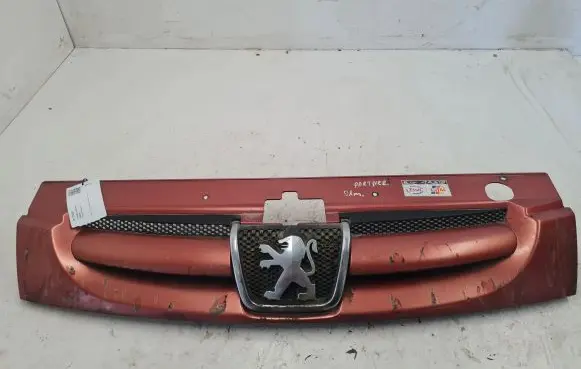 Peugeot Partner Front grill