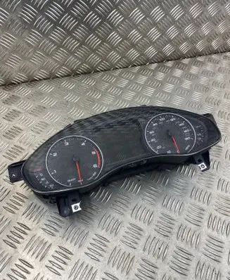 Speedometer (instrument cluster)