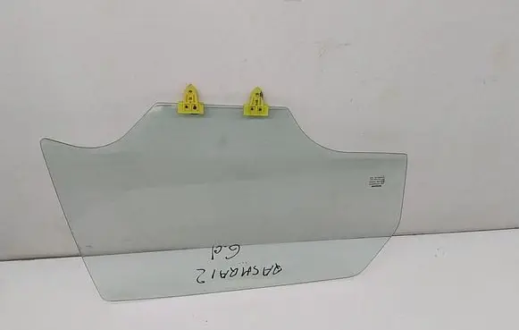 Nissan Qashqai+2 Rear door window glass 82300EY10A