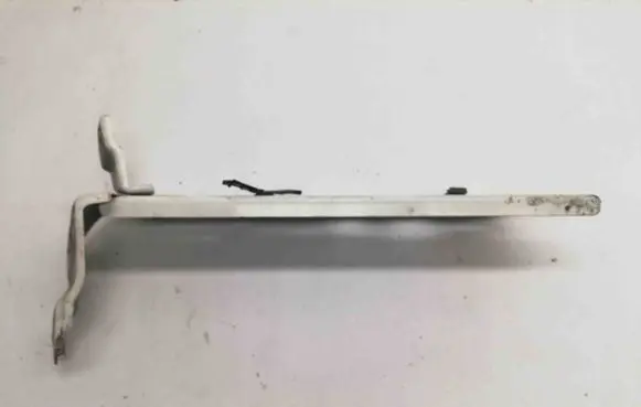 Mazda CX-5 Fender mounting bracket