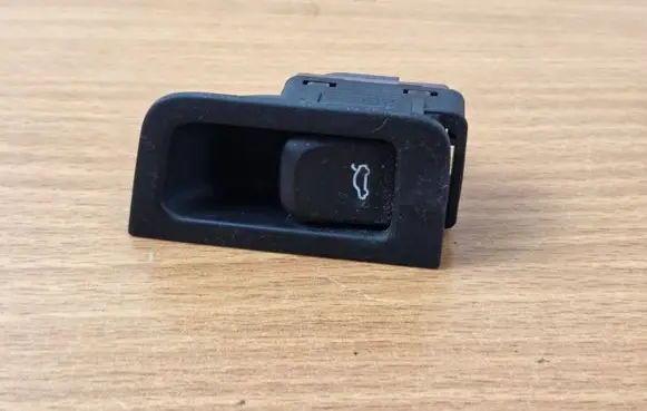 Audi A7 S7 4G Tailgate opening switch 4H0959831A