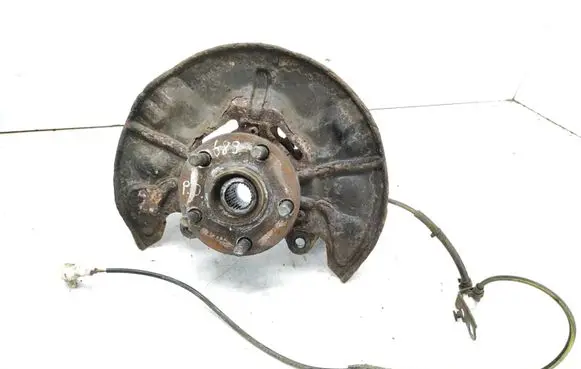 Toyota Avensis T250 Front wheel hub spindle knuckle