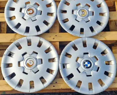 BMW 7 E38 Wheel nut cap/cover 