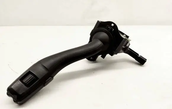 Audi A3 S3 A3 Sportback 8P Wiper control stalk 8P0953519A 01203610