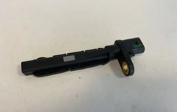 Audi A4 S4 B8 8K Crankshaft position sensor 059906433F