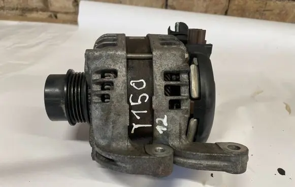 Ford Mustang VI Generator/alternator GR3T10300FB