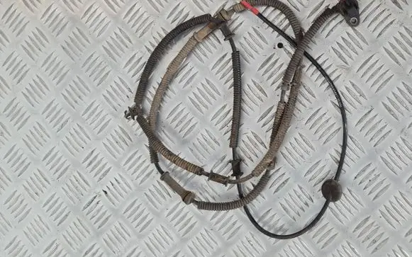 KIA Sorento ABS wheel speed sensor 