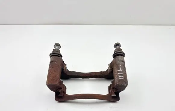 Toyota Prius (XW30) Front Brake Caliper Pad/Carrier 4772247060