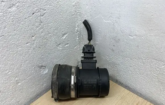 Chevrolet Captiva Mass air flow meter 55350048 0281002618