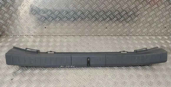 Toyota Prius (XW20) Trunk/boot sill cover protection 6471647010