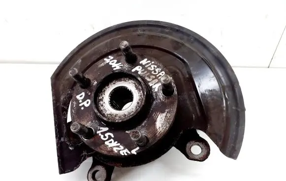 Nissan Pulsar Front wheel hub 400141KK0H 400003ZL0B