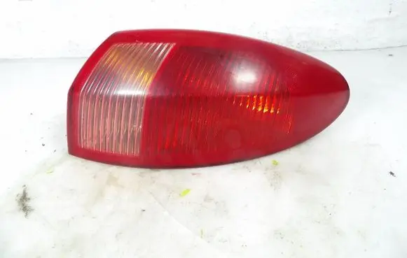 Alfa Romeo 147 Rear/tail lights 46556347