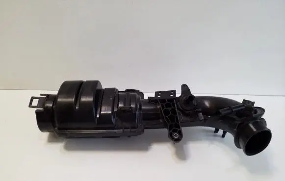 Intake resonator