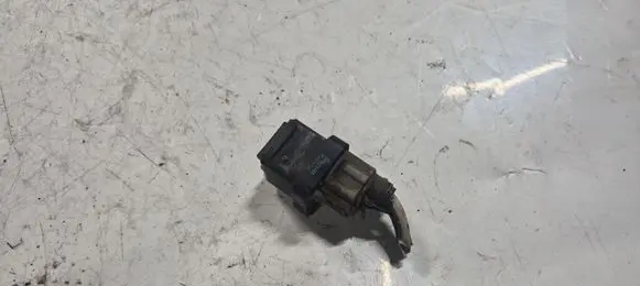 Toyota Avensis Verso Glow plug pre-heat relay 2861067010 1567000671