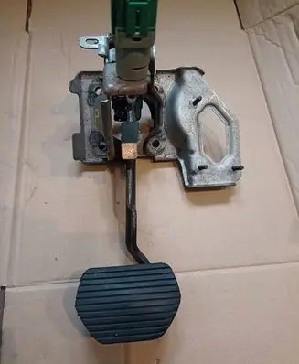 Citroen C3 Accelerator throttle pedal
