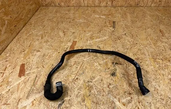 Renault Captur II Engine coolant pipe/hose 210215728r