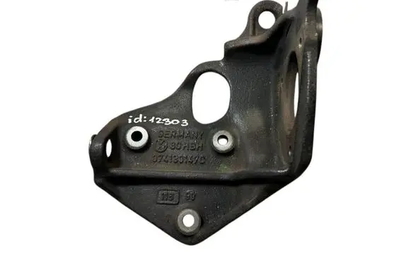 Volkswagen Transporter - Caravelle T4 Fuel pump bracket 074130147C