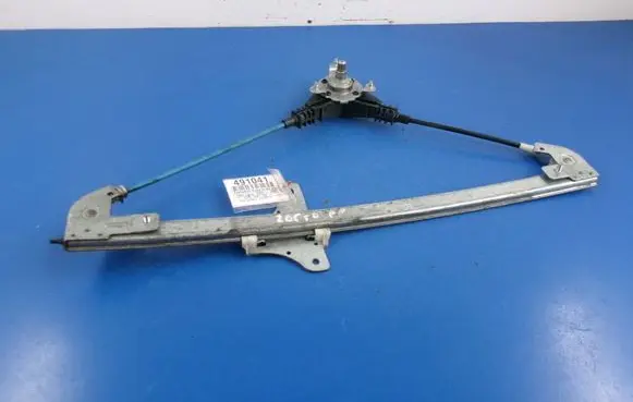 Opel Agila A Front door window regulator with motor