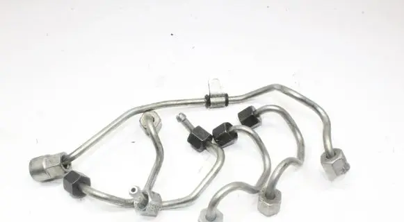 Volvo S60 Fuel injector supply line/pipe 