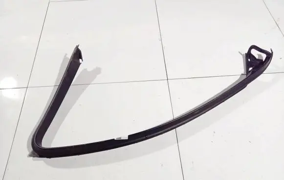 Toyota RAV 4 (XA30) Rubber seal front coupe door 