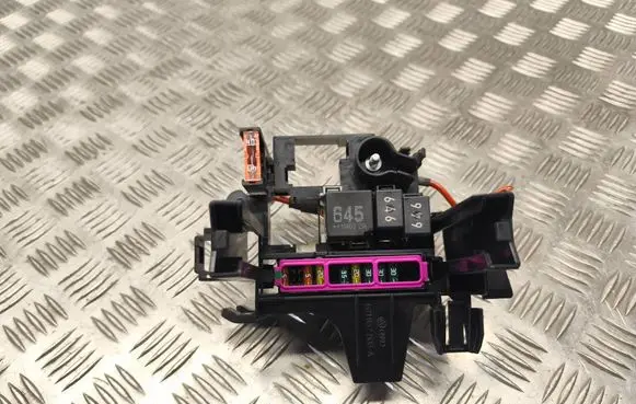 Audi A6 S6 C7 4G Fuse module 4G1937503A