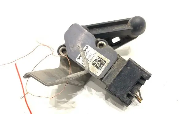 Volvo S90, V90 Headlight/headlamp level sensor 31406563