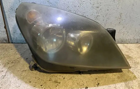 Opel Zafira B Headlight/headlamp