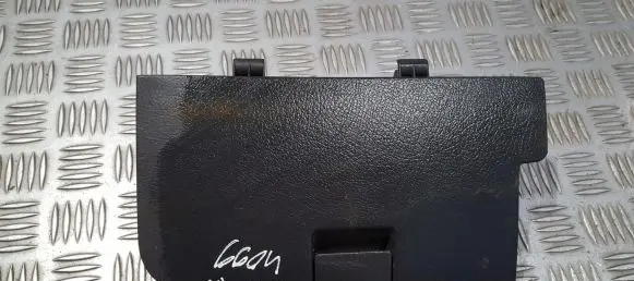 Opel Astra G Glove box 