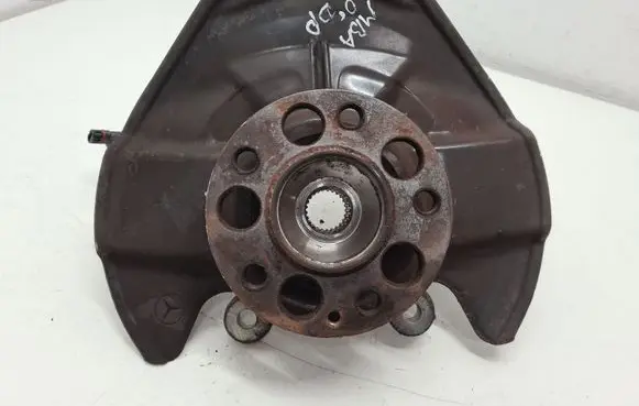 Mercedes-Benz A W169 Front wheel hub spindle knuckle