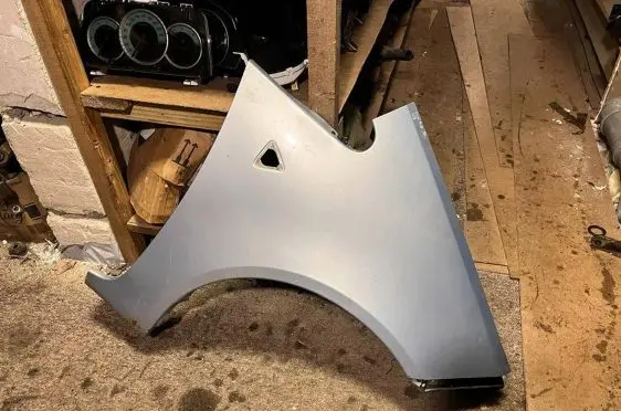 Mitsubishi Colt Fender