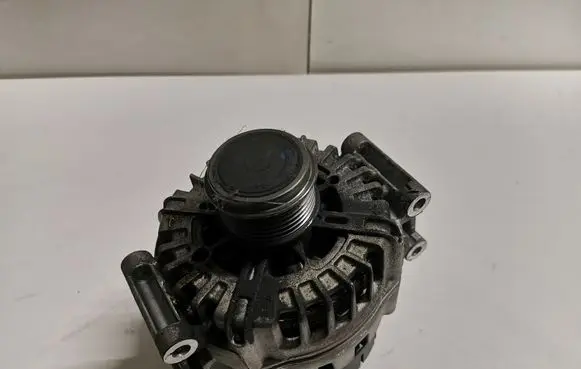 Audi S5 Facelift Generator/alternator 06H903017K