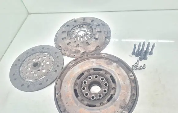 Opel Omega B2 Clutch set kit 9223223 9126745