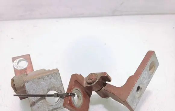 Front door hinge set