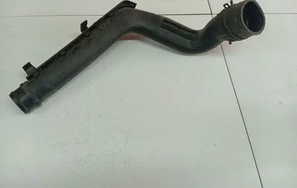 Volkswagen Golf IV Intercooler hose/pipe 1J0145762AM