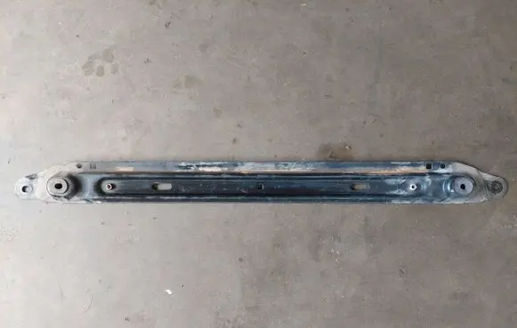 Citroen C4 Grand Picasso Bottom radiator support slam panel 