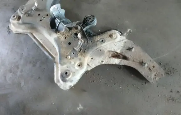 Renault Trafic II (X83) Front subframe