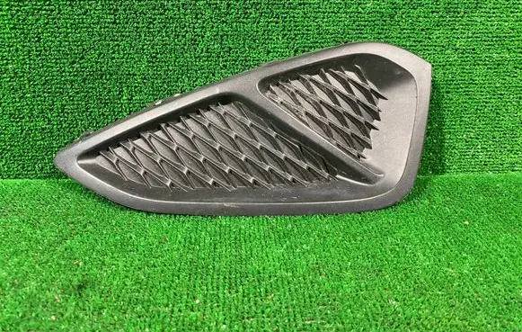 Ford Fiesta Front bumper lower grill H1BB19953A1