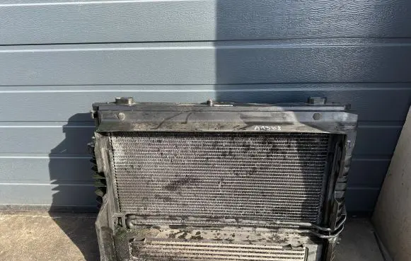 BMW 5 E60 E61 Radiator set A4568
