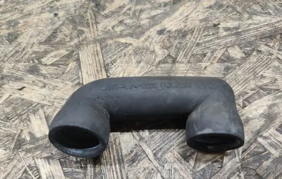 Mercedes-Benz E AMG W211 Air intake hose/pipe 1132380082