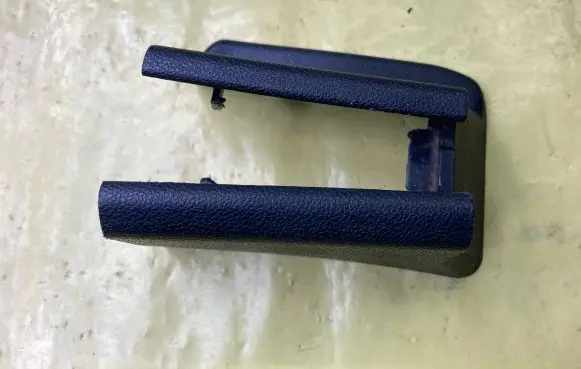 Mercedes-Benz B W245 Front driver seat rail trim A1699191220