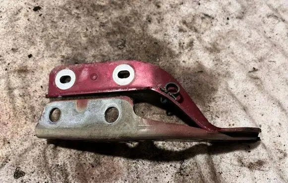 Peugeot 607 Engine bonnet/hood hinges 9629468380